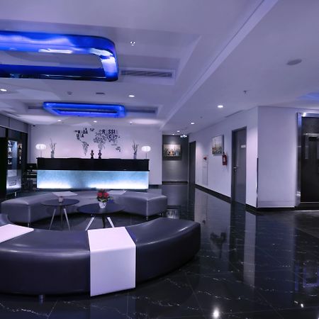 Hotel Neo+ Kebayoran ジャカルタ エクステリア 写真
