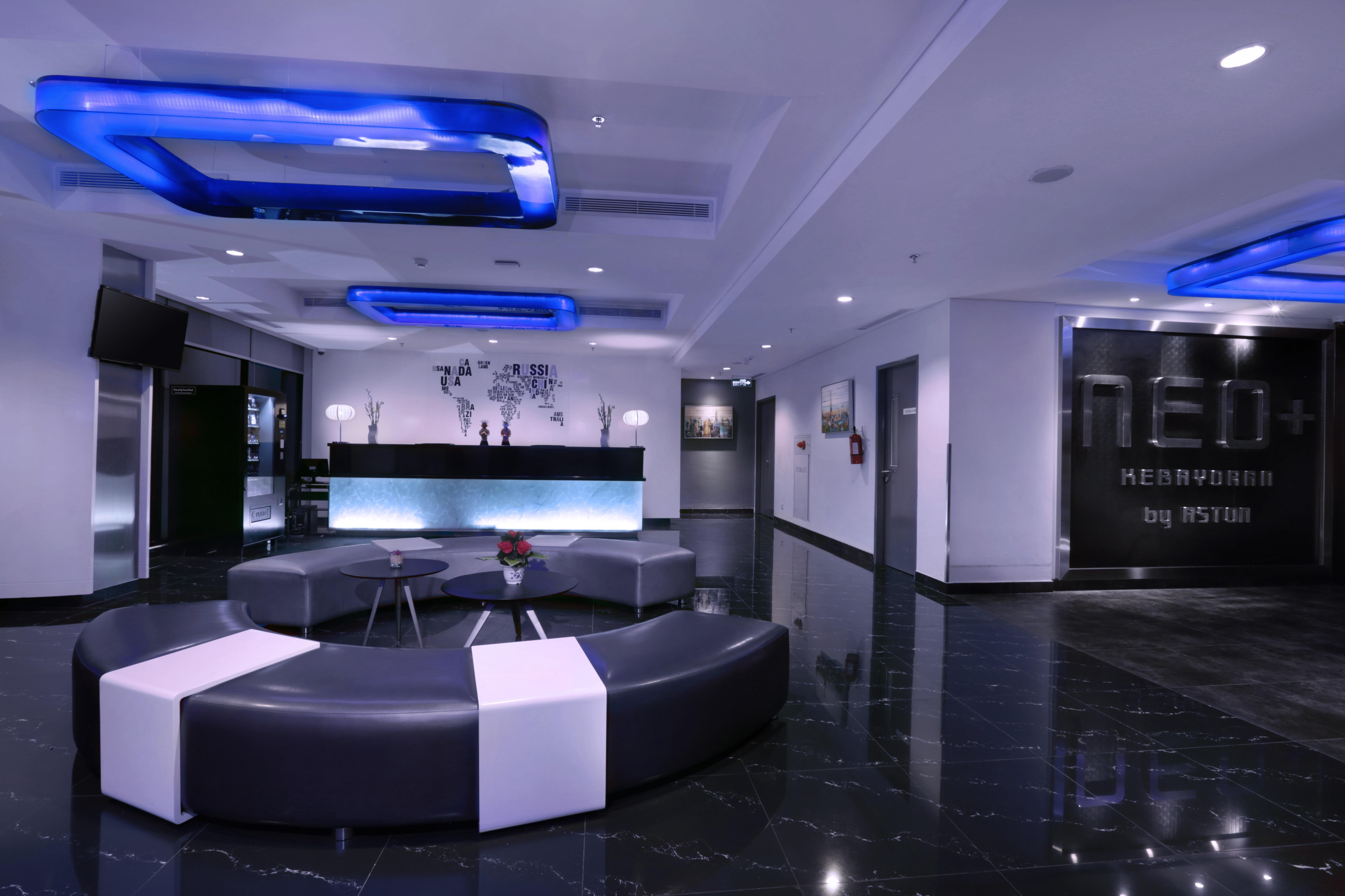 Hotel Neo+ Kebayoran ジャカルタ エクステリア 写真
