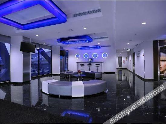 Hotel Neo+ Kebayoran ジャカルタ エクステリア 写真